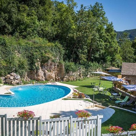 Grand Hotel De France Меруес Екстериор снимка